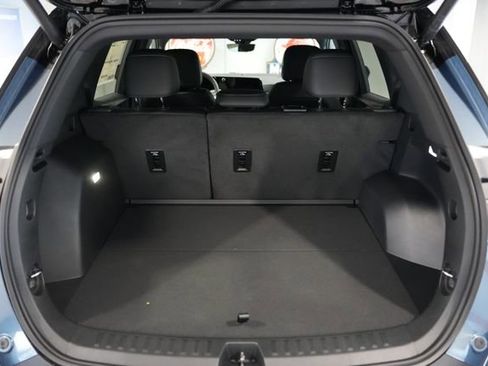 New 2026 Chevrolet Equinox LT w/ Convenience Package II image 9