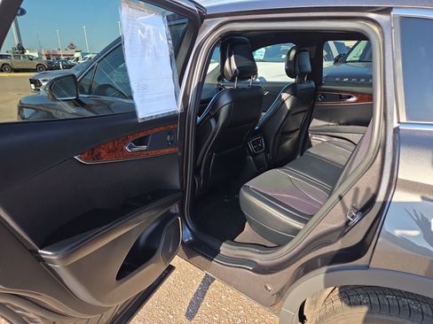 Used 2020 Lincoln Nautilus Reserve w/ Equipment Group 201A AWD/4WD image 36