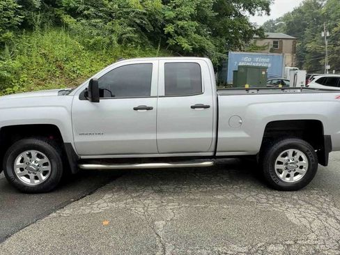 Used 2015 Chevrolet Silverado 2500 LT w/ LT Convenience Package AWD/4WD image 5