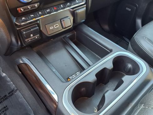 Used 2021 GMC Sierra 1500 SLT w/ SLT Premium Plus Package image 9