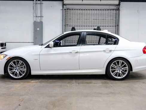 Used 2011 BMW 335d Sedan RWD image 12