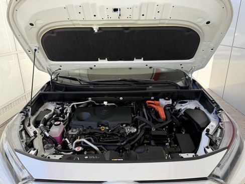 Certified 2025 Toyota RAV4 XSE image 35