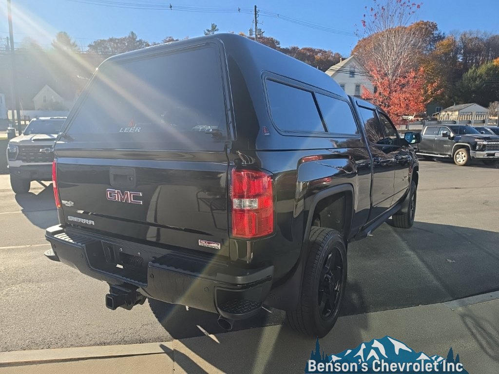 Used 2018 GMC Sierra 2500 SLT w/ All Terrain HD Package AWD/4WD image 6