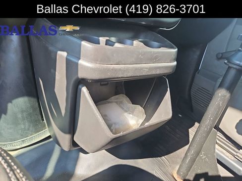 Used 2018 Chevrolet Express 2500 w/ Driver Convenience Package RWD image 21