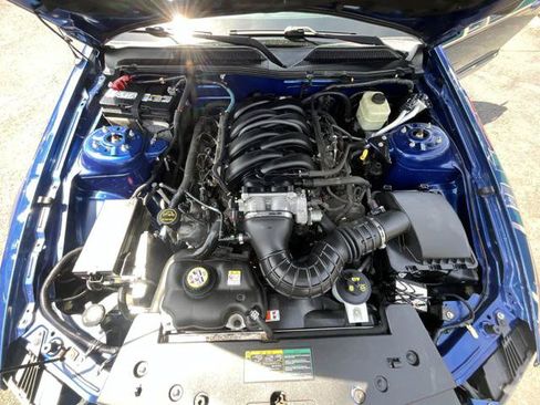 Used 2006 Ford Mustang GT RWD image 19