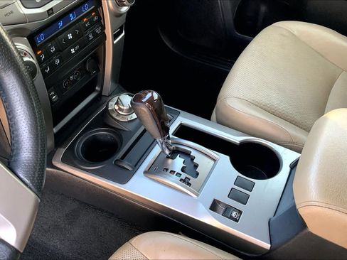 Used 2015 Toyota 4Runner Limited AWD/4WD image 17