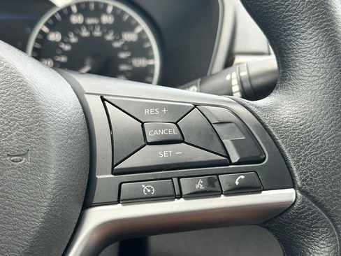 Used 2024 Nissan Altima 2.5 SV image 12