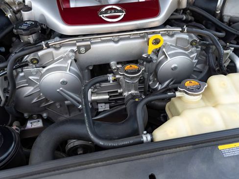 Used 2013 Nissan GT-R Black Edition AWD/4WD image 25