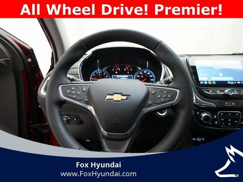 Used 2023 Chevrolet Equinox Premier image 4