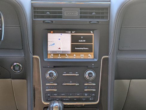 Used 2017 Lincoln Navigator Reserve image 20