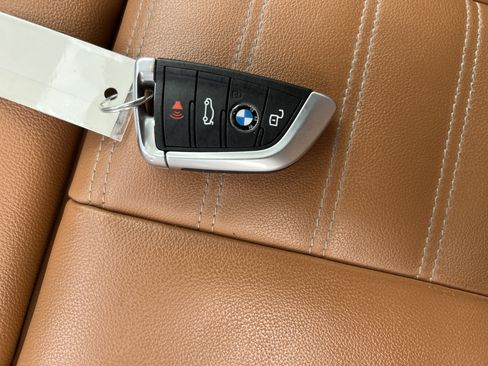 Used 2019 BMW 330i xDrive Sedan w/ Premium Package AWD/4WD image 34