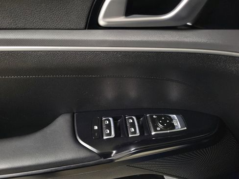 Used 2023 Kia K5 GT-Line image 19