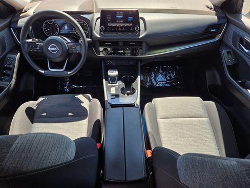 Certified 2023 Nissan Rogue SV FWD image 14