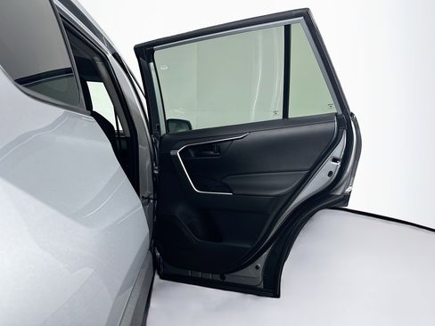 Used 2025 Toyota RAV4 LE image 29