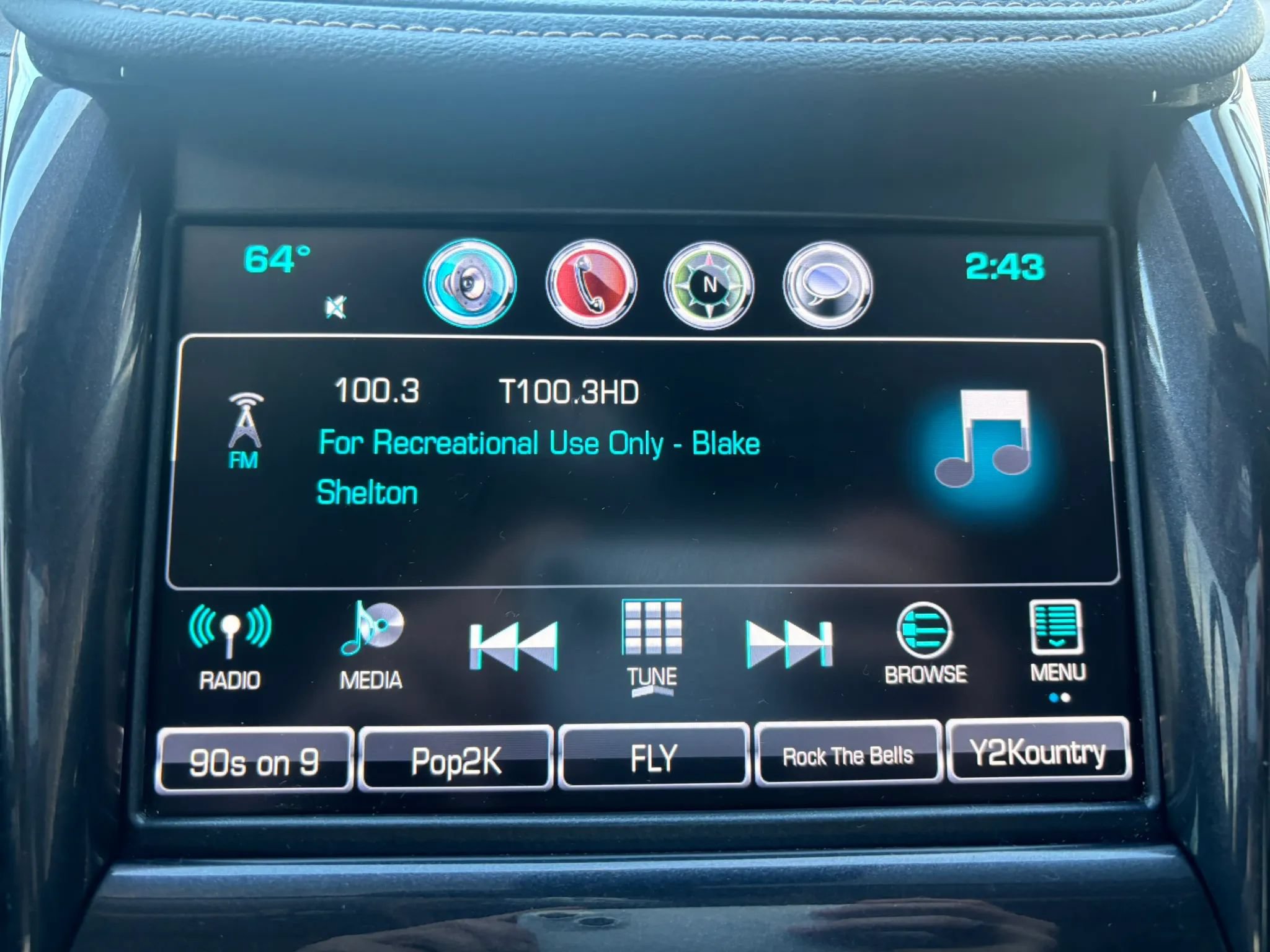 Used 2017 Chevrolet Impala Premier FWD image 26