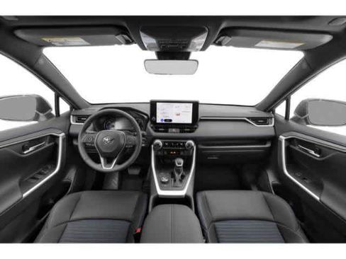 Used 2023 Toyota RAV4 XSE AWD/4WD image 4