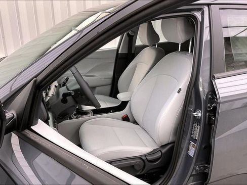 New 2026 Hyundai Kona SEL Sport AWD/4WD image 11