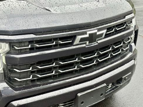 Used 2023 Chevrolet Silverado 1500 RST w/ Z71 Off-Road Package AWD/4WD image 14