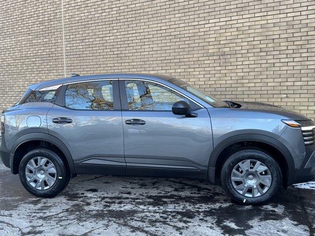 Used 2026 Nissan Kicks S w/ Charging Package FWD image 5