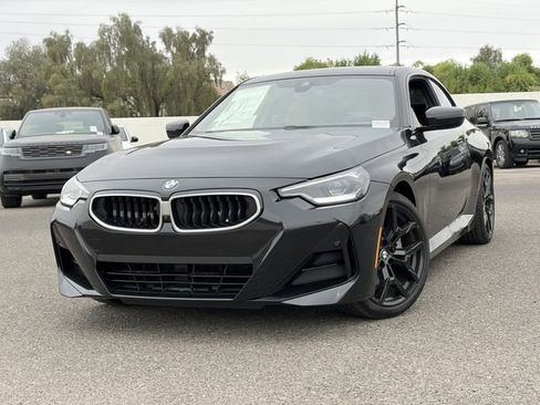 Used 2026 BMW 230i Coupe w/ M Sport Package RWD image 3