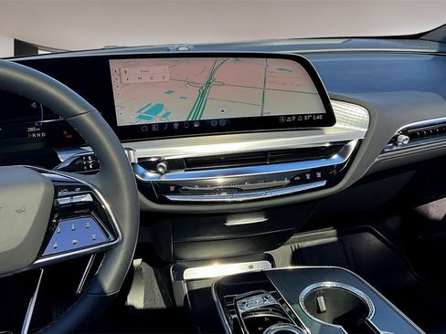 New 2025 Cadillac Lyriq Luxury image 7