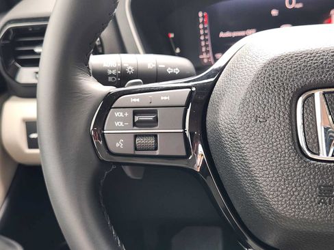 Used 2026 Honda Pilot EX-L image 25