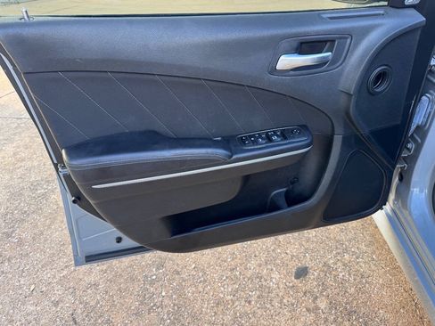 Used 2022 Dodge Charger R/T RWD image 12