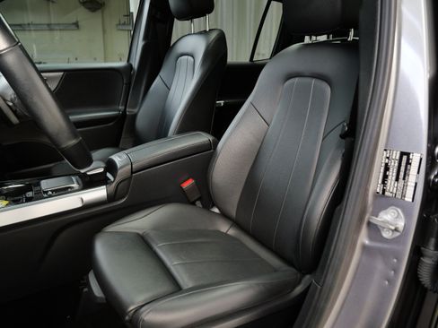 Certified 2021 Mercedes-Benz GLB 250 4MATIC image 3