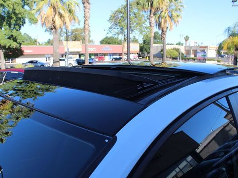 Used 2019 Volkswagen Jetta SEL Premium FWD image 14