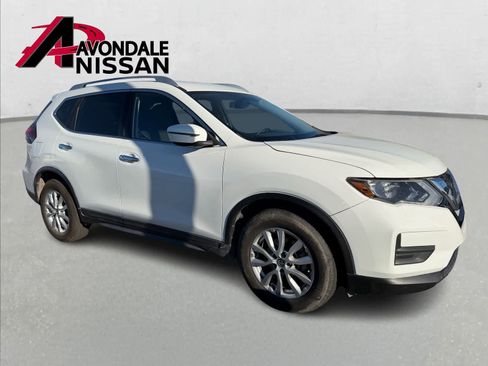Used 2020 Nissan Rogue SV image 5