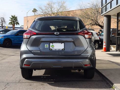 Used 2023 Nissan Kicks S image 11