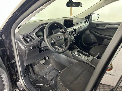 Used 2025 Ford Escape Active AWD/4WD image 12