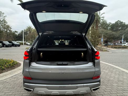 Used 2024 BMW X5 xDrive40i w/ M Sport Package image 23