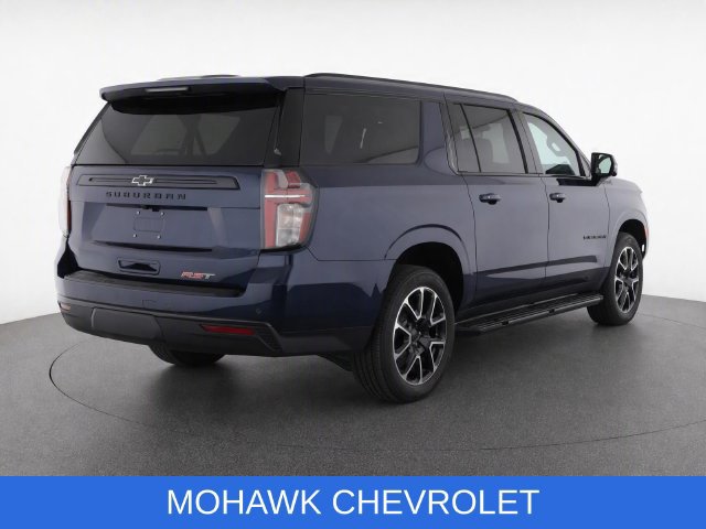 Used 2024 Chevrolet Suburban RST w/ Luxury Package AWD/4WD image 5