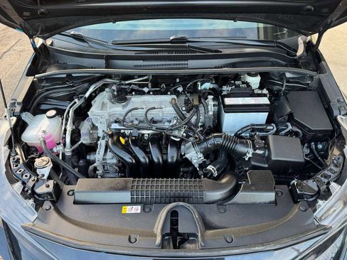 Used 2021 Toyota Corolla LE w/ Carpet Mat Package (TMS) image 28