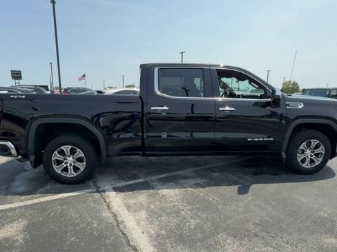 Used 2022 GMC Sierra 1500 SLT w/ Max Trailering Package AWD/4WD image 9