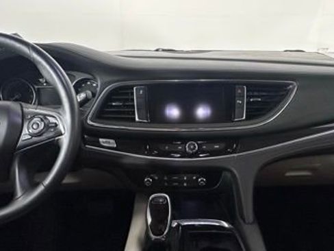 Used 2020 Buick Enclave Essence w/ Sound and Sites Package image 25