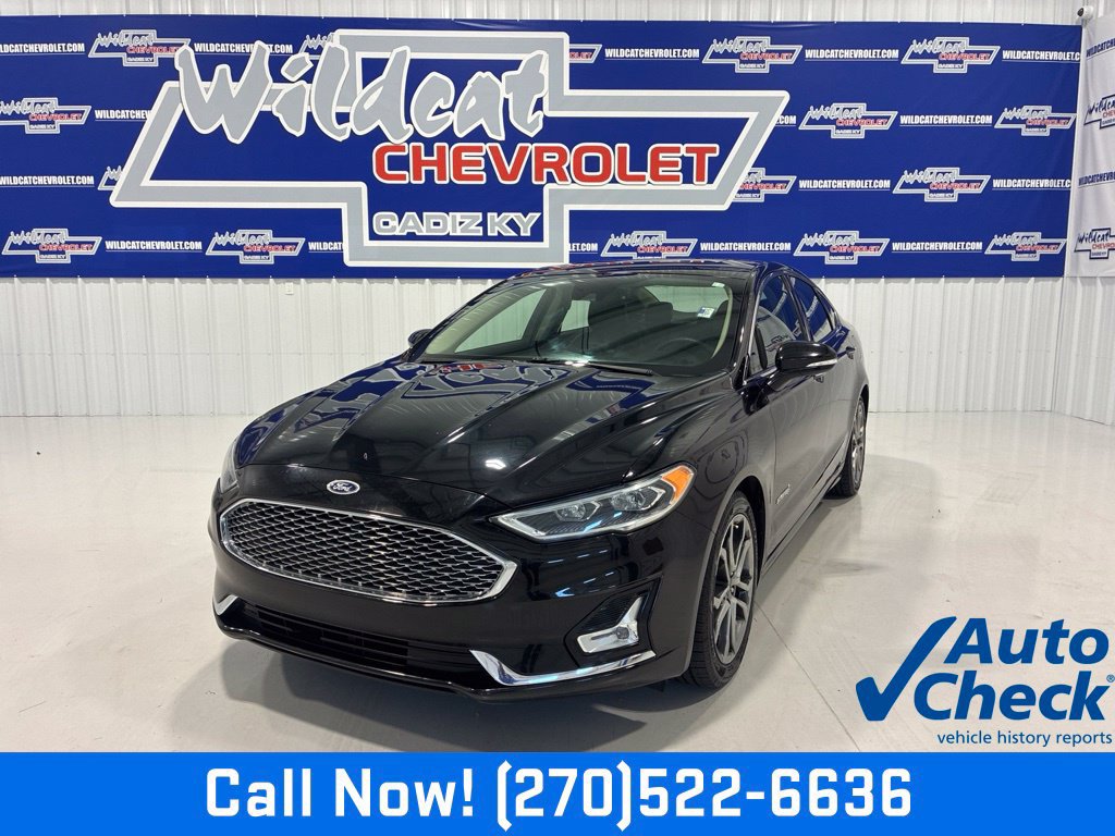 Used 2019 Ford Fusion Titanium FWD image 1