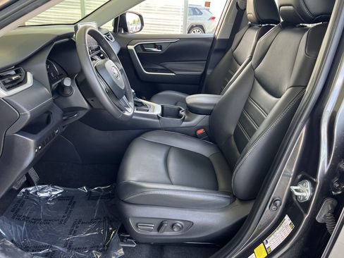 Used 2024 Toyota RAV4 XLE Premium FWD image 20