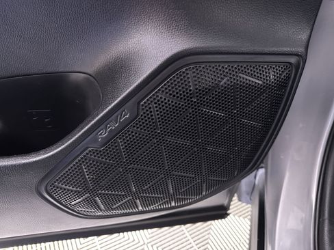 Used 2024 Toyota RAV4 XLE image 61