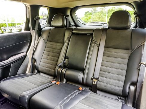 Used 2025 Mitsubishi Outlander SE AWD/4WD image 42