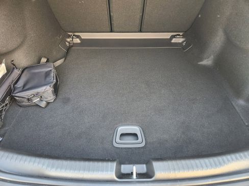 Used 2025 Mercedes-Benz C 300 C 300 image 32