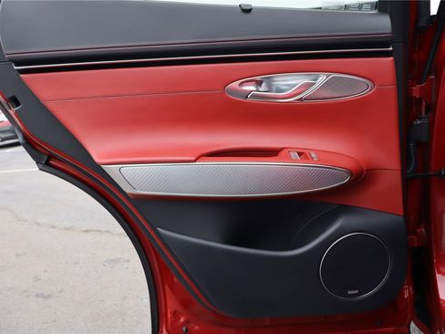 Used 2023 Genesis GV70 2.5T w/ Sport Prestige Package image 27