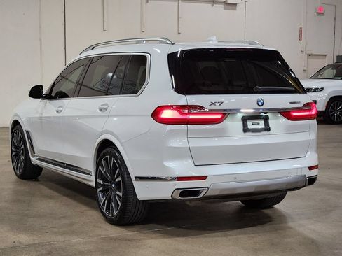 Used 2019 BMW X7 xDrive50i w/ Luxury Seating Package AWD/4WD image 11