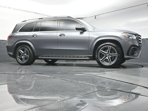 Certified 2026 Mercedes-Benz GLS 450 4MATIC image 33