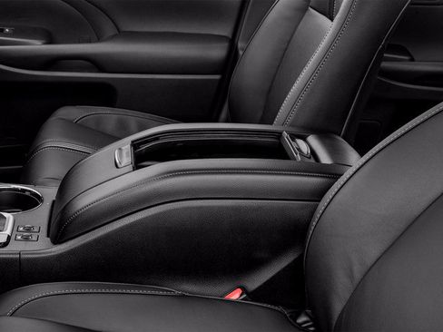 Used 2017 Toyota Highlander SE AWD/4WD image 18