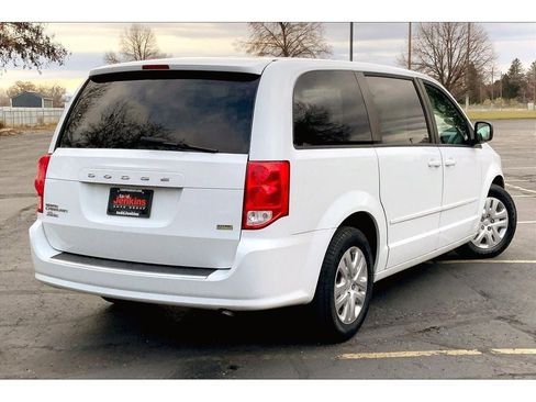 Used 2016 Dodge Grand Caravan SE w/ Quick Order Package 29E SE image 14