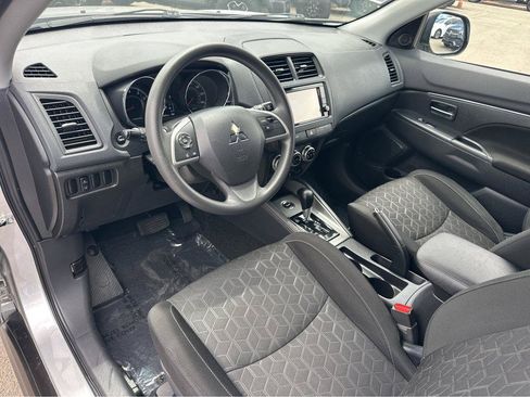 Used 2022 Mitsubishi Outlander Sport ES AWD/4WD image 16