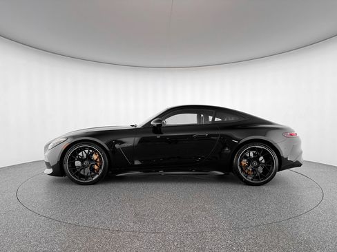 Used 2026 Mercedes-Benz AMG GT 63 image 2