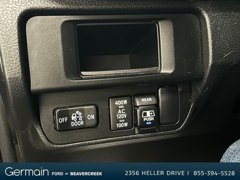 Used 2017 Toyota Tacoma Limited image 25